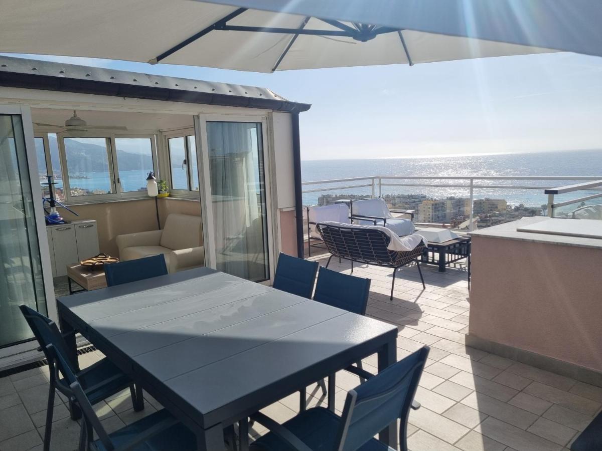 Dernier Etage D'Une Maison Roquebrune-Cap-Martin Εξωτερικό φωτογραφία