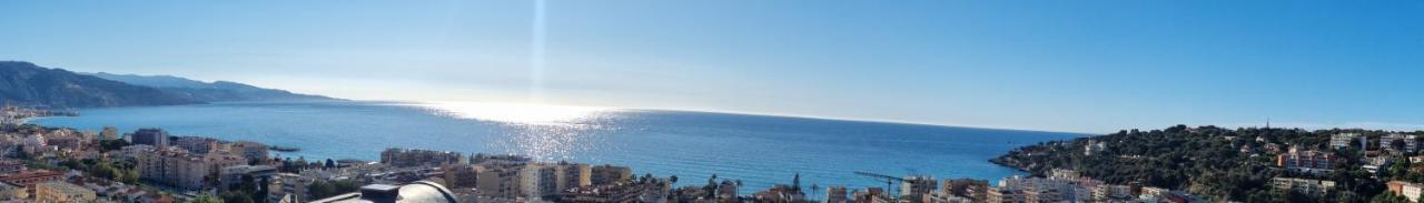 Dernier Etage D'Une Maison Roquebrune-Cap-Martin Εξωτερικό φωτογραφία