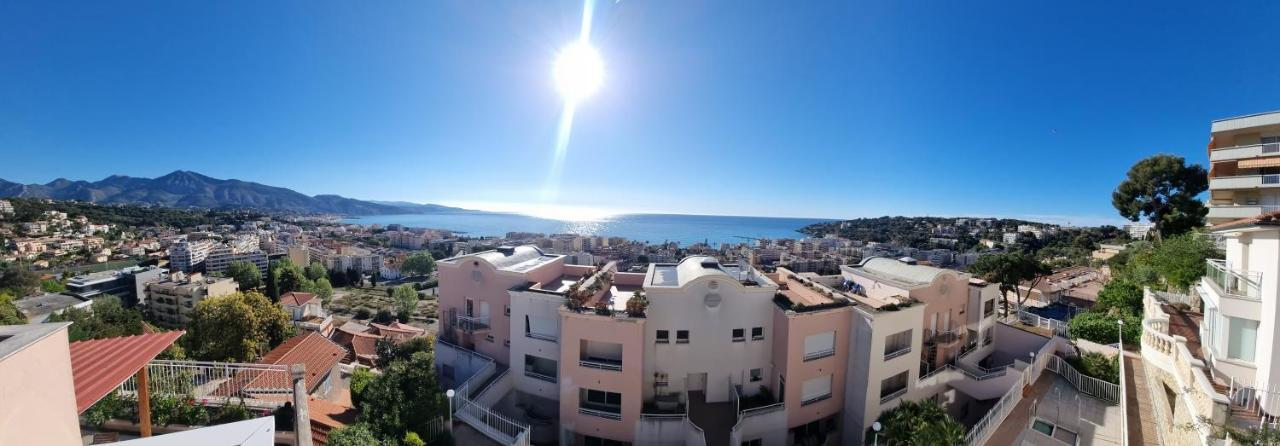 Dernier Etage D'Une Maison Roquebrune-Cap-Martin Εξωτερικό φωτογραφία