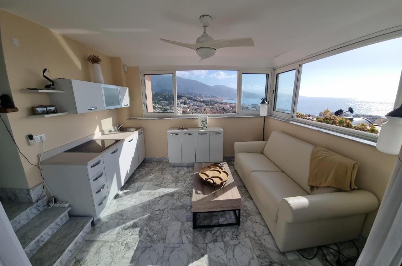Dernier Etage D'Une Maison Roquebrune-Cap-Martin Εξωτερικό φωτογραφία
